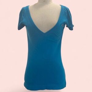 🦋 Y2K Hollister Vneck with cutout back 🦋